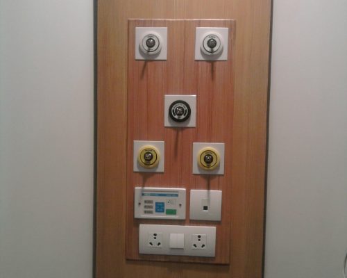 9060F Bed Head Panel Vertical Corner Panel