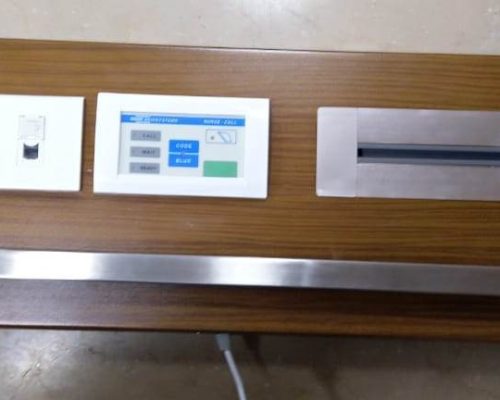 9060X Room Bed-Head Panel with Powertrack edit